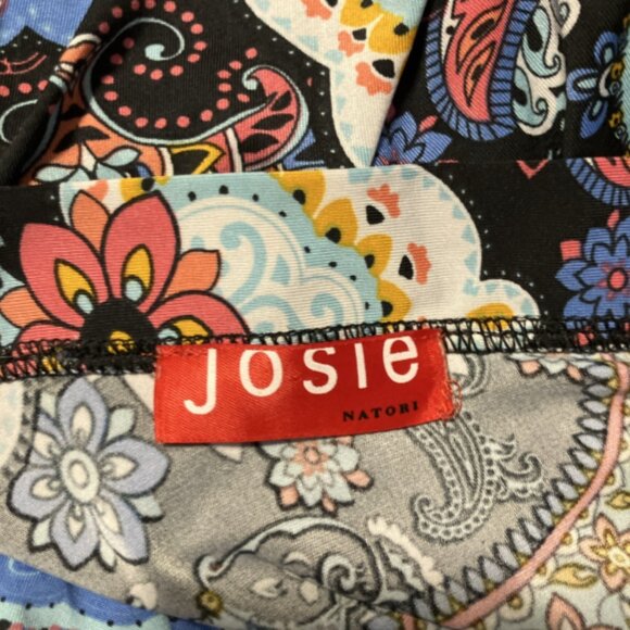 Josie Natori ladies Med Multicolor Comfort Muumuu Style Cold-Shoulder soft Top - Picture 11 of 15